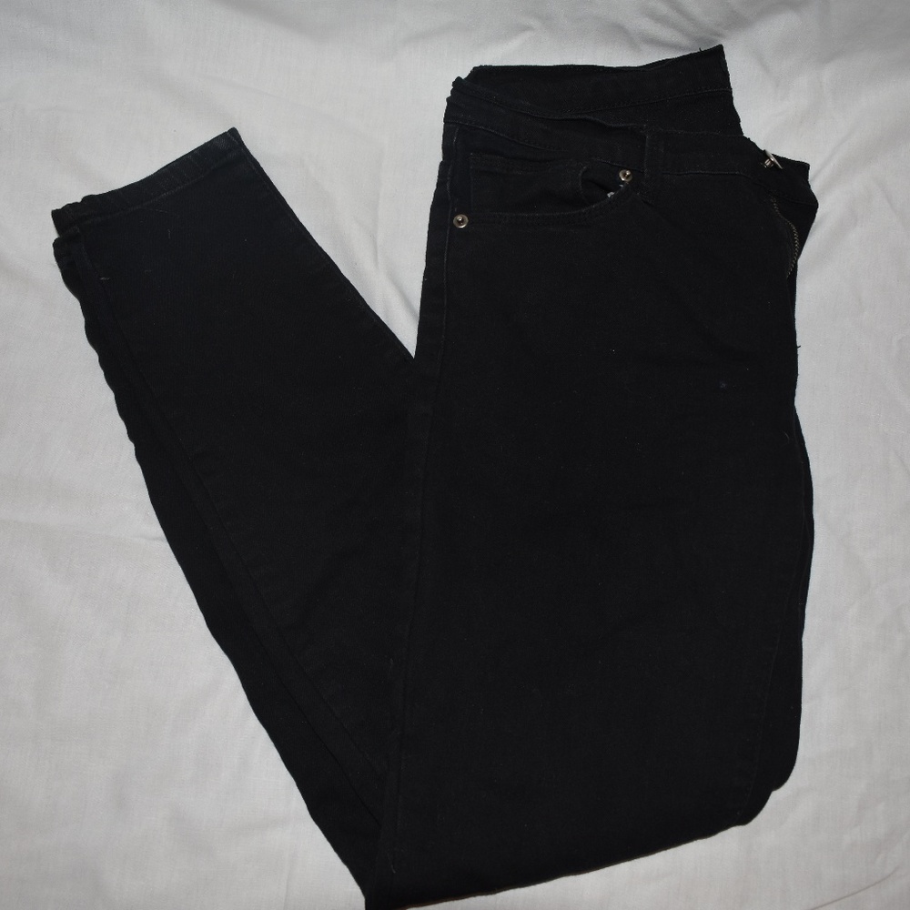 Black Jeans